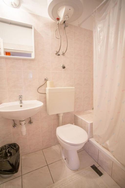 Appartement Robinson Erina à Zarače Extérieur photo
